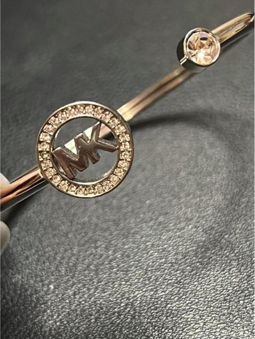 B5586 Michael Kors Open Cuff Bangle Bracelet Crystal Pave Logo silver Tone